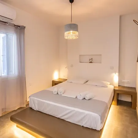 Porto Tinos Lägenhet *