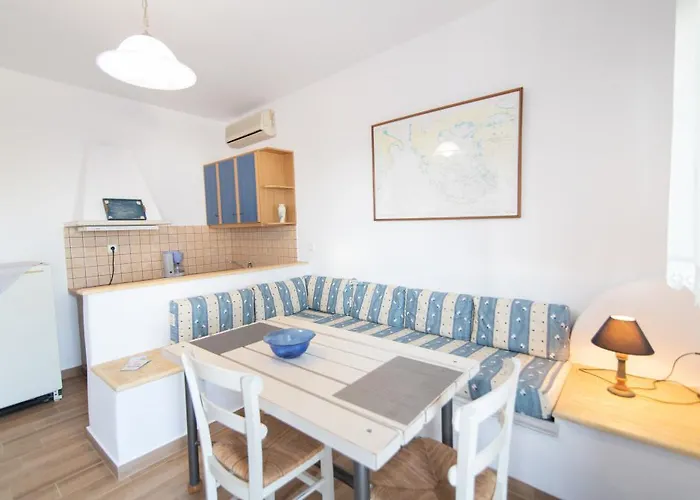 아파트 Porto Tinos *